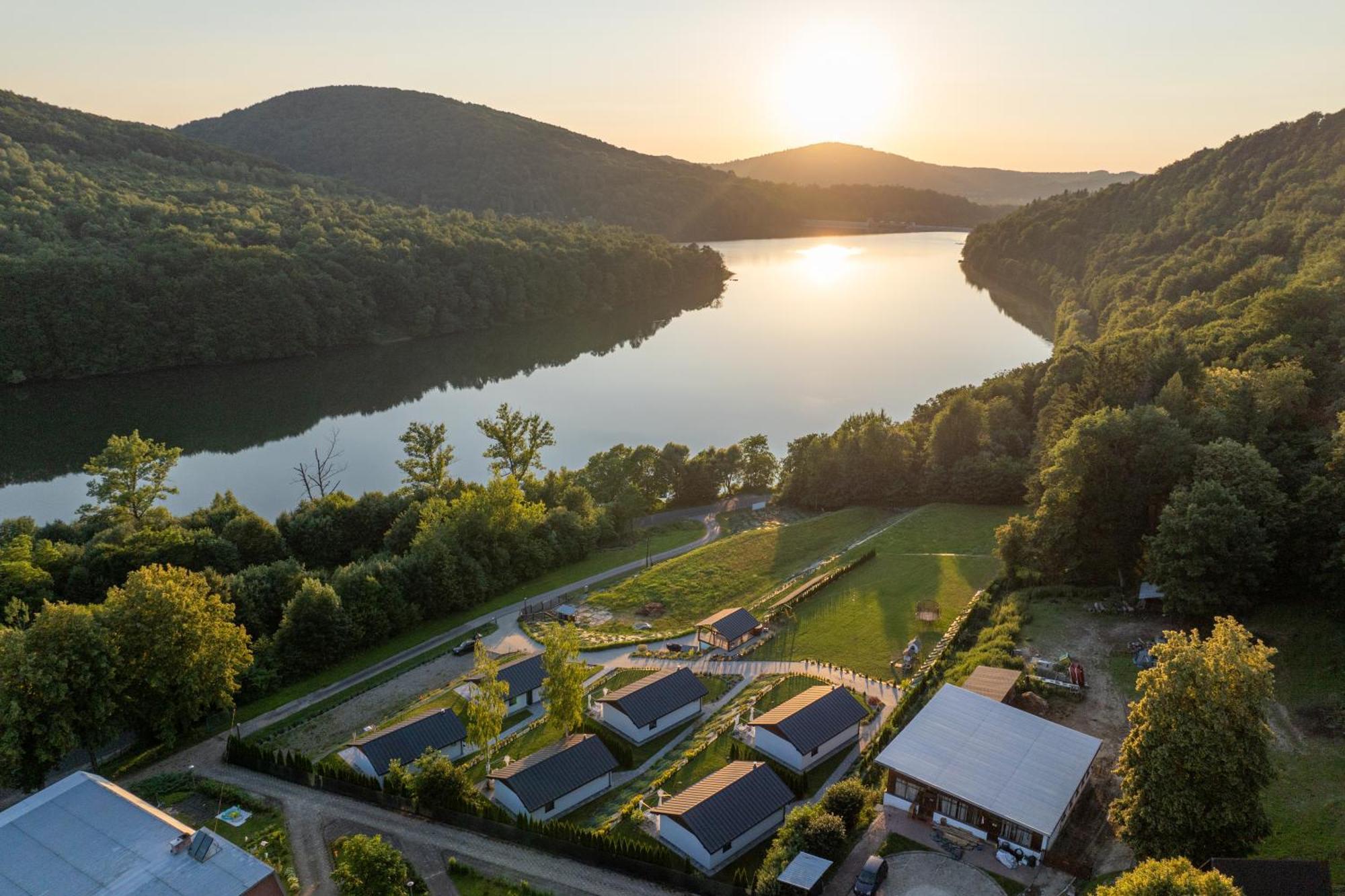Domki Koziniec3 Na Wylacznosc Myczkowce Solina Bieszczady Exterior foto